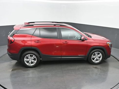 Used 2022 GMC Terrain SLE w/ Driver Convenience Package FWD image 40