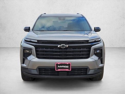 New 2026 Chevrolet Traverse LT w/ Midnight/Sport Edition FWD image 6