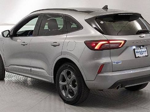 Certified 2024 Ford Escape ST-Line AWD/4WD image 3