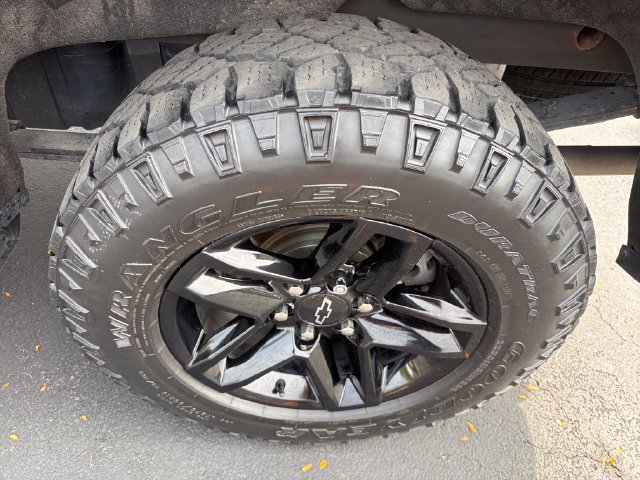 Used 2021 Chevrolet Silverado 1500 LT Trail Boss w/ Convenience Package II AWD/4WD image 23