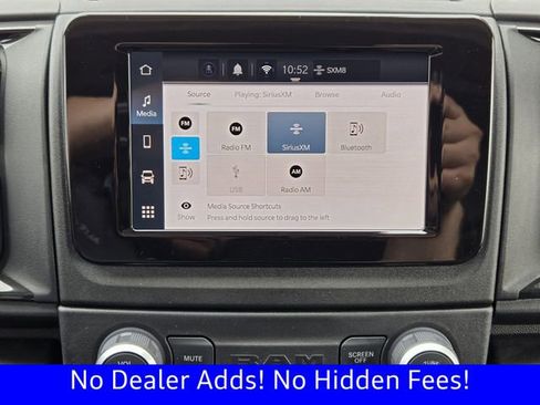 Used 2025 RAM ProMaster 2500 w/ Convenience Group image 17