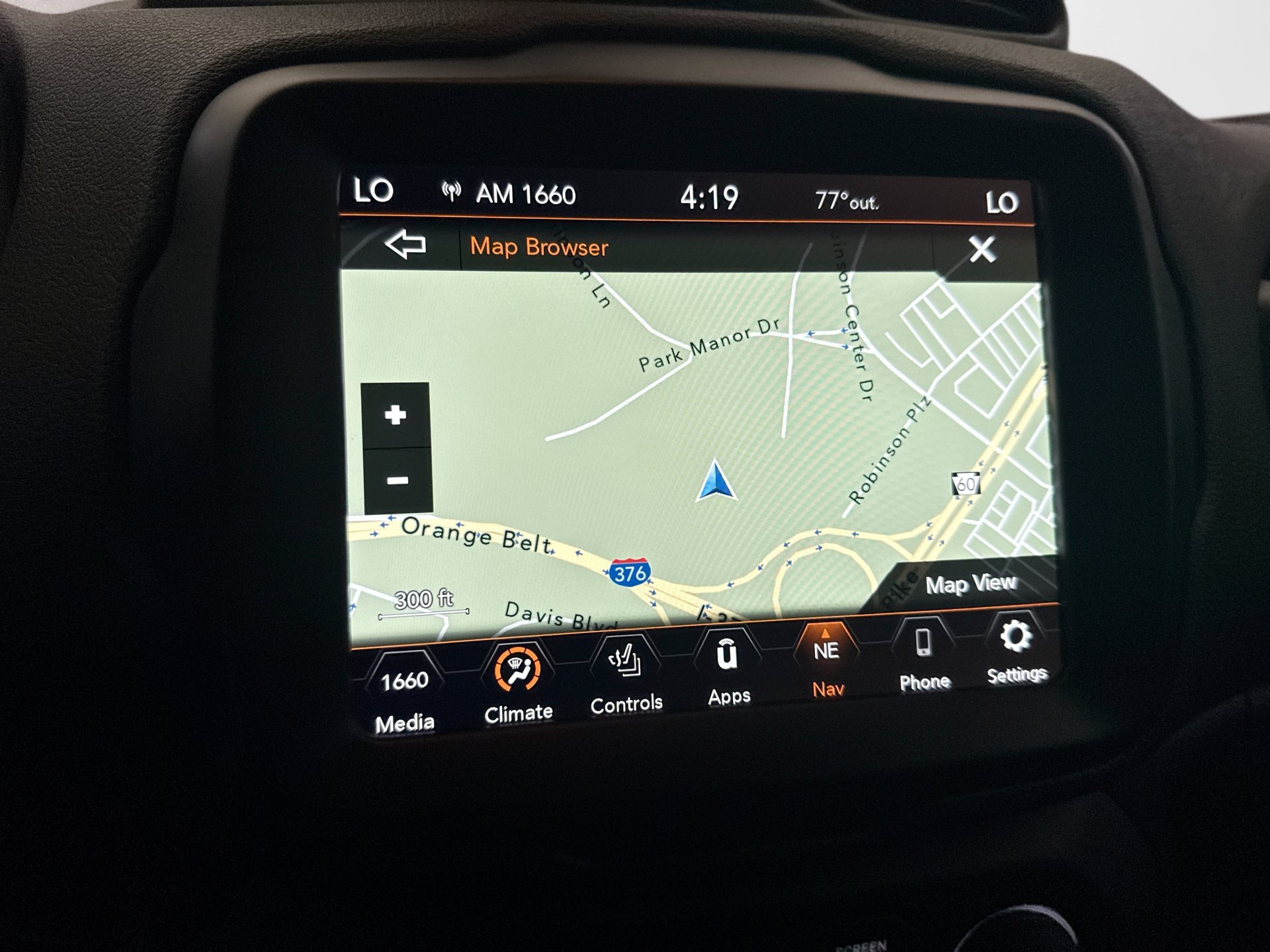 Used 2022 Jeep Renegade Latitude AWD/4WD image 15