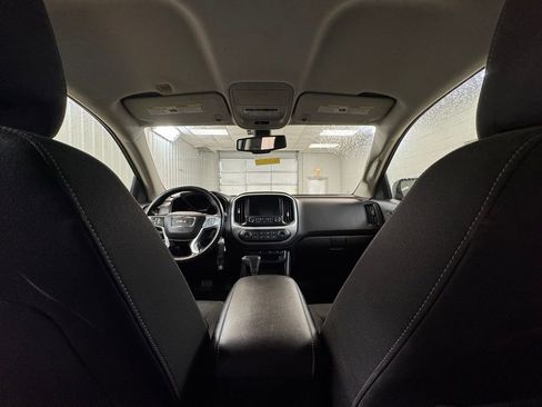 Used 2016 GMC Canyon SLE image 20