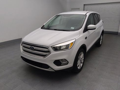 Used 2019 Ford Escape SE FWD image 15