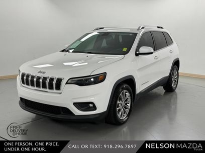 Used 2019 Jeep Cherokee Latitude Plus w/ Comfort/Convenience Group