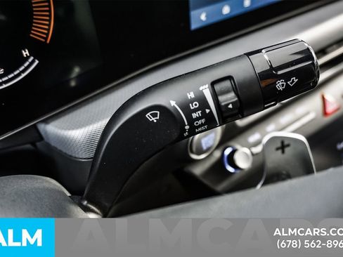 Used 2025 Hyundai Sonata SEL FWD image 29