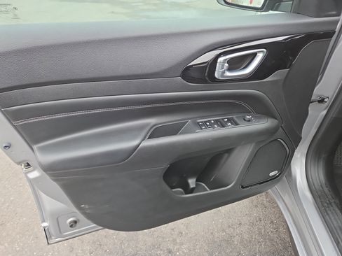 Certified 2022 Jeep Compass High Altitude AWD/4WD image 14