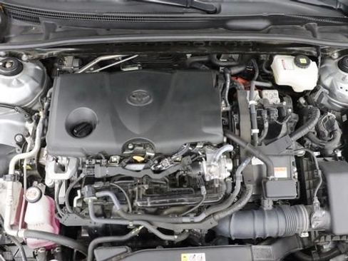 Used 2023 Toyota Camry LE FWD image 11