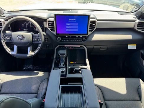New 2025 Toyota Tundra Limited AWD/4WD image 31