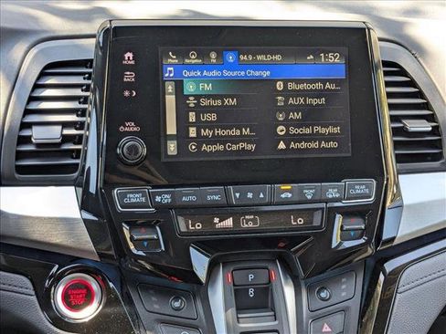 Used 2023 Honda Odyssey Touring image 12