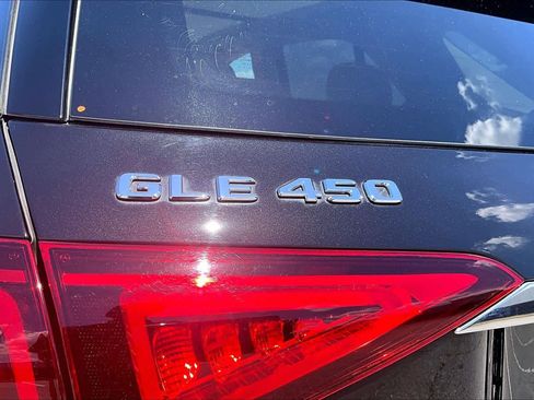 Used 2022 Mercedes-Benz GLE 450 4MATIC image 9
