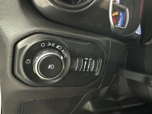 Used 2020 Jeep Wrangler Sport image 26