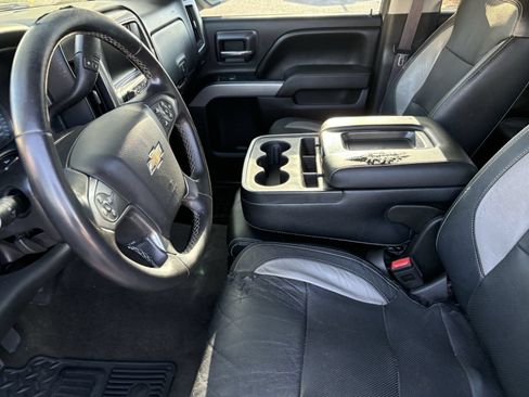 Used 2017 Chevrolet Silverado 1500 LT w/ All Star Edition AWD/4WD image 8