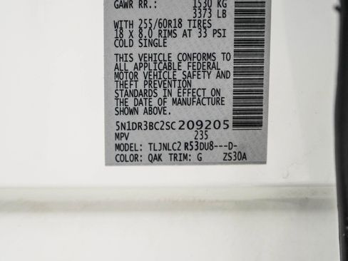 Used 2025 Nissan Pathfinder SV image 40