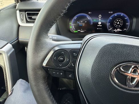 Used 2023 Toyota RAV4 XSE AWD/4WD image 24