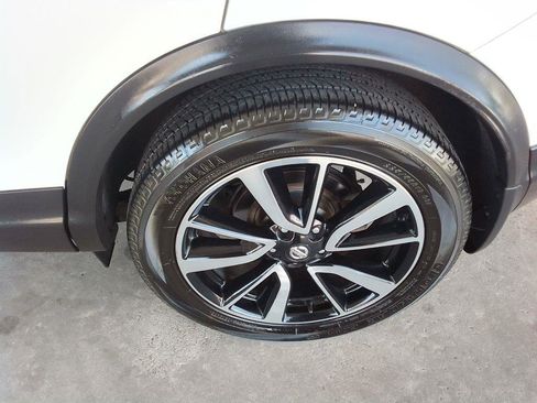 Used 2017 Nissan Rogue Sport SL FWD image 26