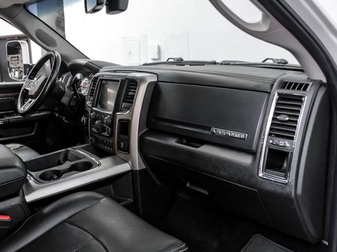Used 2018 RAM 3500 Laramie w/ Cold Weather Group image 10