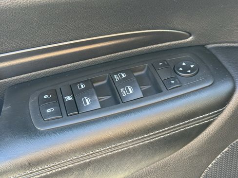 Used 2022 Dodge Durango SXT w/ Anodized Platinum Package image 26