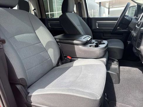 Certified 2022 RAM 1500 Classic SLT AWD/4WD image 11