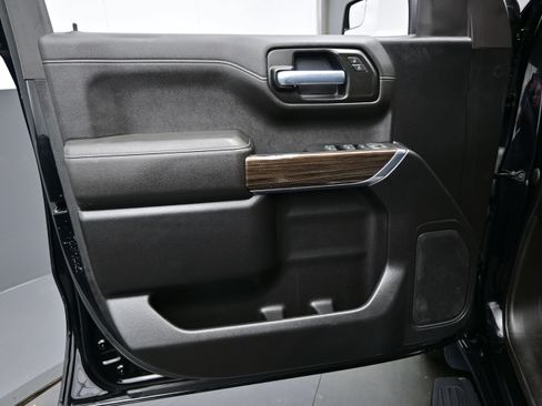 Used 2021 Chevrolet Silverado 1500 RST AWD/4WD image 12