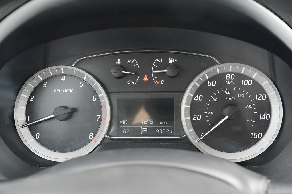 Used 2013 Nissan Sentra SR FWD image 28
