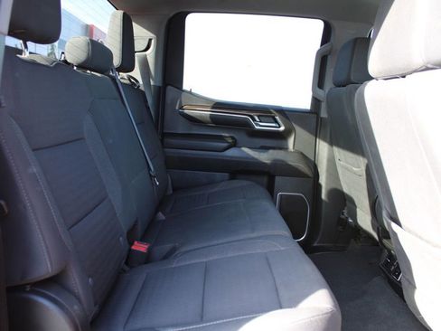 Used 2023 Chevrolet Silverado 1500 LT image 23