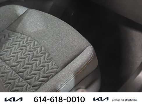 Used 2023 Chevrolet Equinox LT AWD/4WD image 25