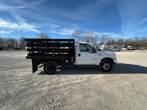 Used 2004 Ford F450 2WD Regular Cab Super Duty image 2