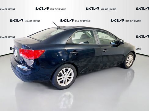 Used 2011 Kia Forte EX w/ Premium Pkg image 7
