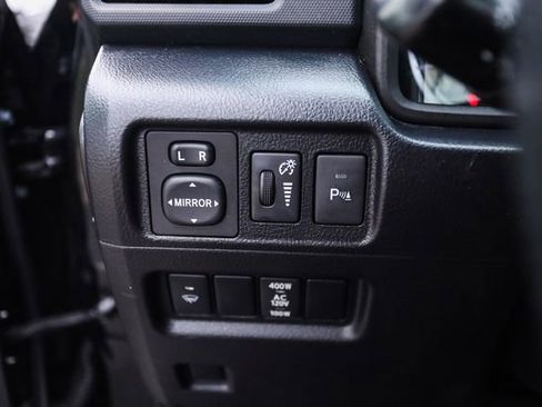 Used 2018 Toyota 4Runner Limited AWD/4WD image 39