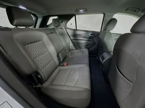 Used 2020 Chevrolet Equinox LT w/ Driver Convenience Package FWD image 31