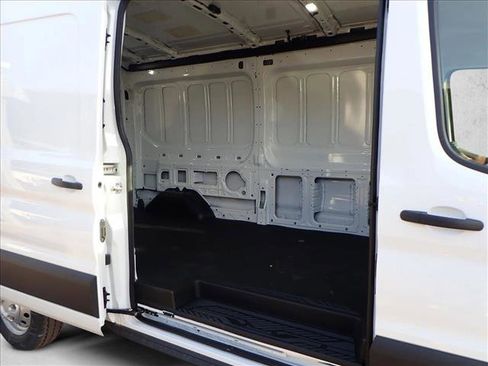 New 2026 Ford Transit 250 148 Medium Roof Extended AWD image 8