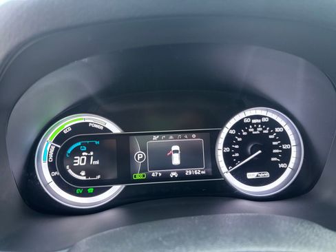 Used 2018 Kia Niro Touring image 22