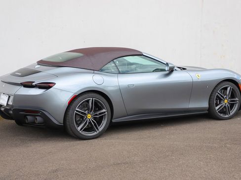 Certified 2024 Ferrari Roma Spider RWD image 65