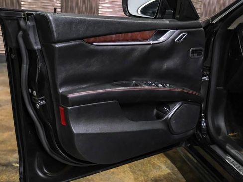 Used 2016 Maserati Ghibli S image 40