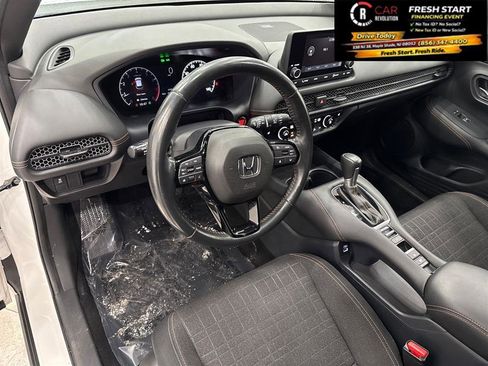 Used 2023 Honda HR-V Sport image 35