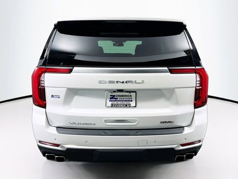 Certified 2025 GMC Yukon Denali w/ Sun & Power Step Package AWD/4WD image 6