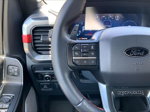 Used 2025 Ford F150 Raptor AWD/4WD image 24
