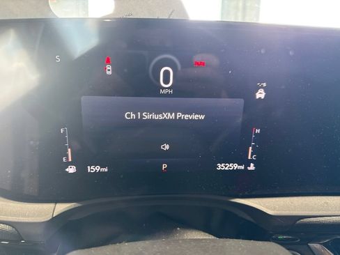 Used 2024 Buick Envista Sport Touring w/ Convenience I Package FWD image 14