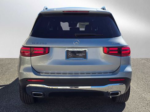 New 2025 Mercedes-Benz GLB 250 4MATIC image 42