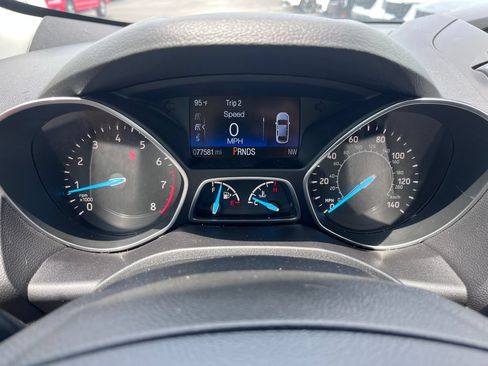 Used 2019 Ford Escape S FWD image 11