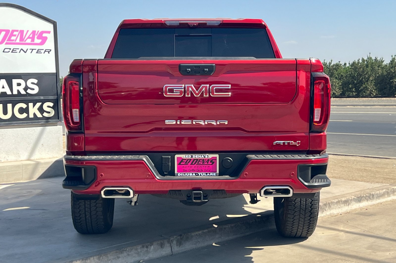 Used 2025 GMC Sierra 1500 AT4 AWD/4WD image 6