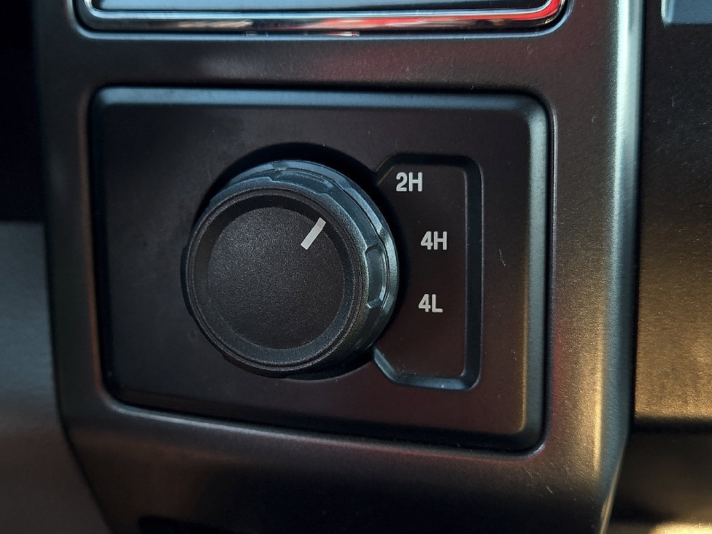 Used 2020 Ford F250 XLT AWD/4WD image 13