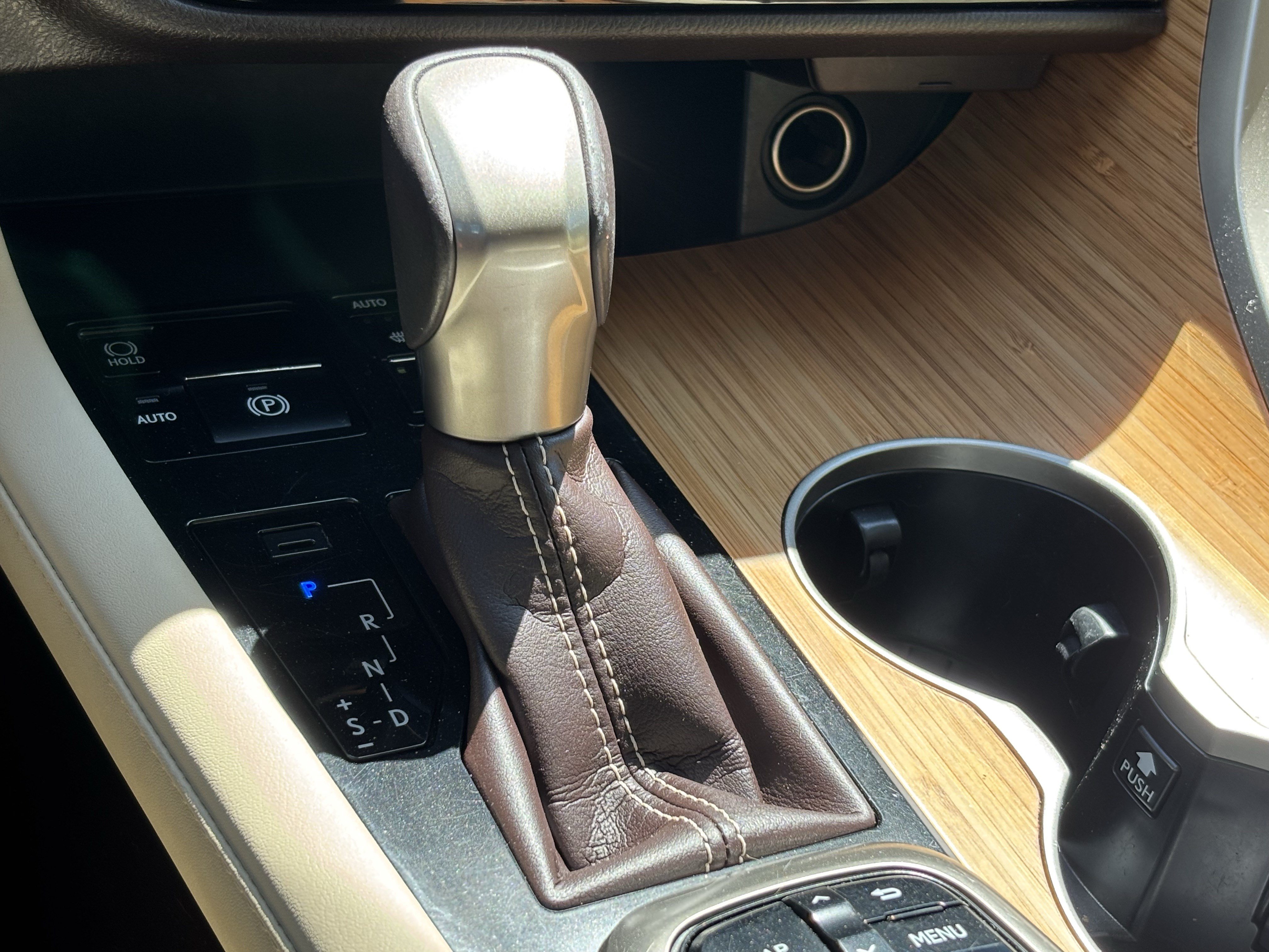 Used 2019 Lexus RX 350L AWD image 28