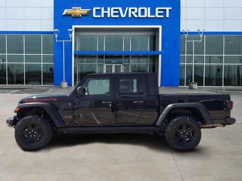 Used 2023 Jeep Gladiator Mojave w/ Cold Weather Group AWD/4WD image 3