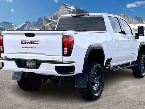 Used 2021 GMC Sierra 2500 SLE image 2