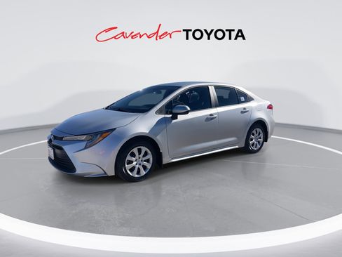 Certified 2026 Toyota Corolla LE image 4
