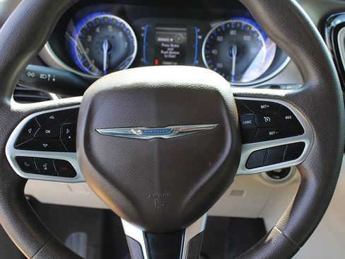 Used 2017 Chrysler Pacifica Touring Plus w/ Tire & Wheel Group image 77