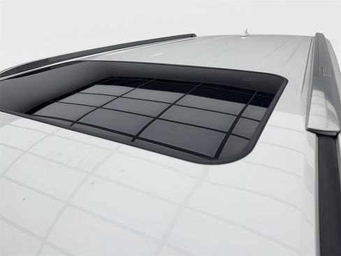 Used 2023 Lexus GX 460 Premium w/ Premium Package image 14