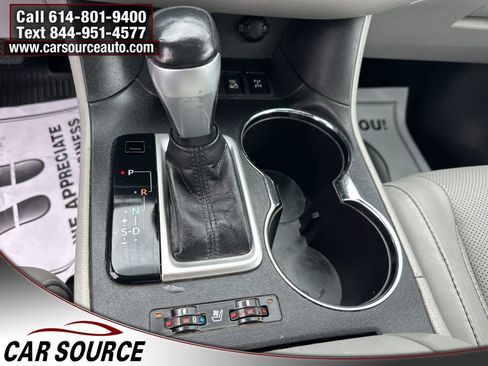 Used 2016 Toyota Highlander Limited image 19